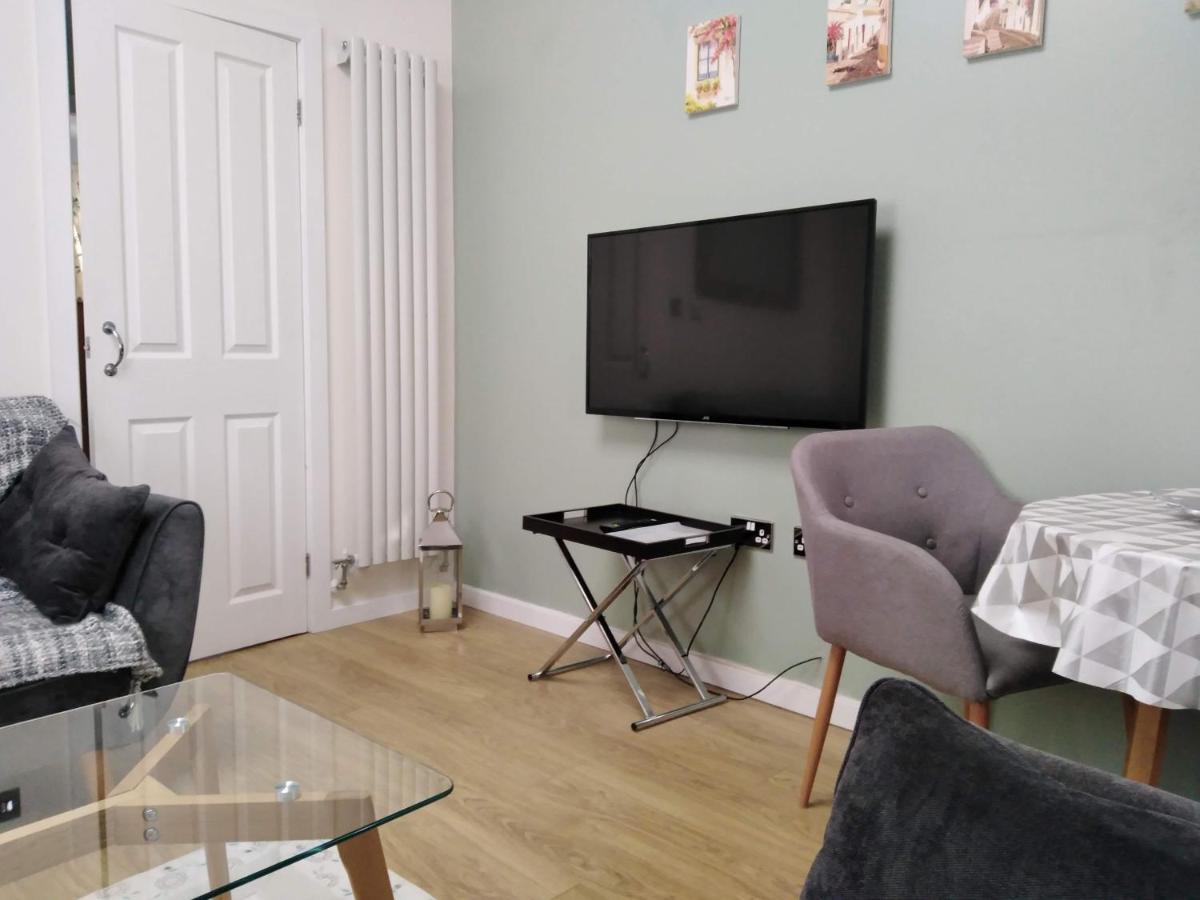Cosy Annex Close To Leeds Airport Guiseley Exterior foto